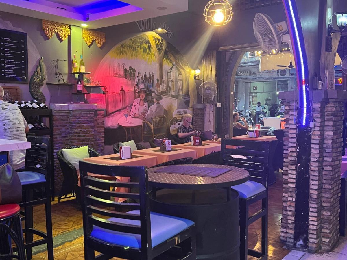 White River Guesthouse 金边 外观 照片