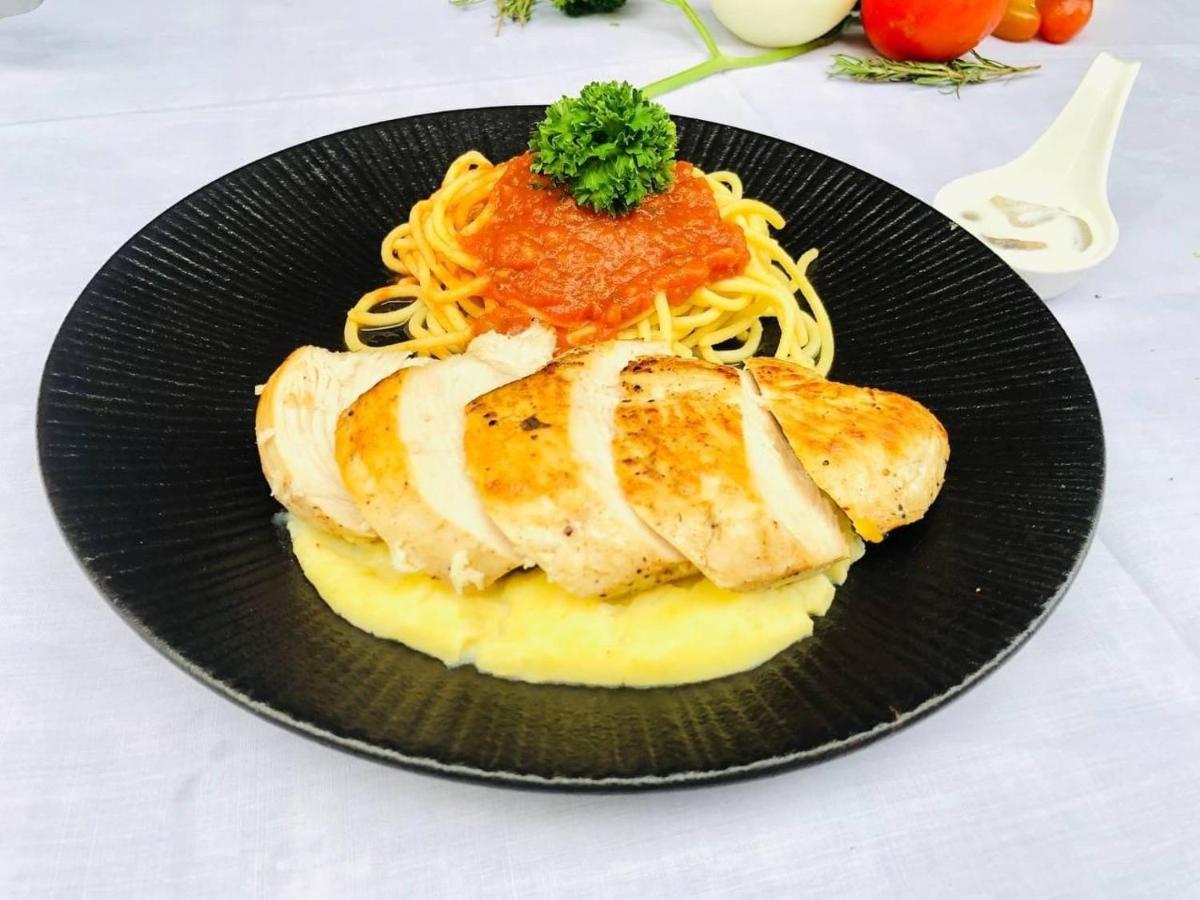 White River Guesthouse 金边 外观 照片
